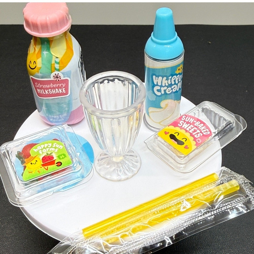 MGA Mini-Verse‎ *Make It Mini Food *Diner Series 1* Strawberry Shake